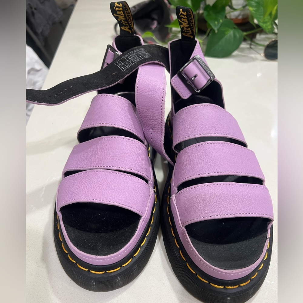 Dr marten platform sandal